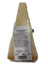 Cargar imagen en el visor de la galería, Parmigiano Reggiano DOP - Latteria Soresina
