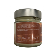 Lade das Bild in den Galerie-Viewer, Crema Spalmabile al gusto di Babà Napoletano - Madò - Babà Milchcreme