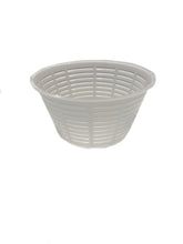 Carica l&#39;immagine nel visualizzatore di Gallery, Ricottiera Fuscella Formetta per Ricotta 500 gr. - Polsinelli - Förmchen für Käse/Ricotta 500 gr.
