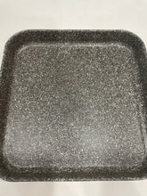 Carica l'immagine nel visualizzatore di Gallery, Quadratische und beschichtete Auflaufform
