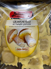 Załaduj obraz do przeglądarki galerii, Grantortelli ai funghi porcini - Bellitalia – große Tortellini mit Steinpilzen
