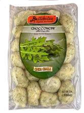 Załaduj obraz do przeglądarki galerii, Gnocconcini alla Rucola – Bellitalia - Frische Gnocchi mit Rucola
